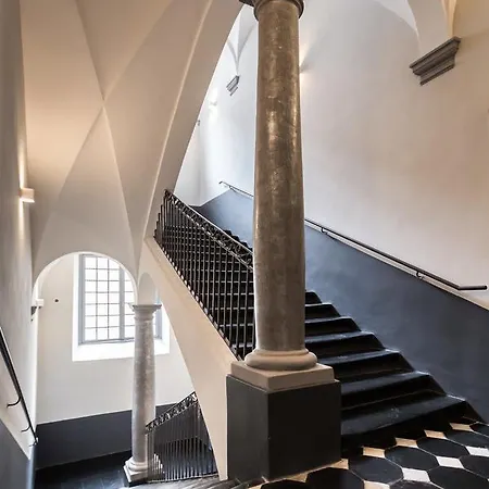 Palais Saleya Boutique Szálloda